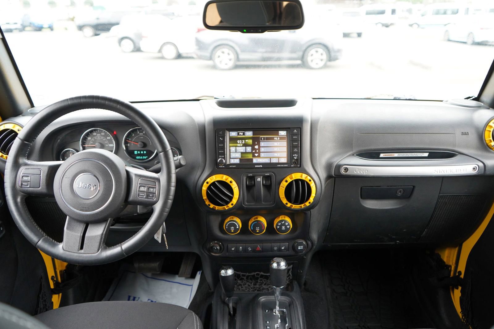 Used 2015 Jeep Wrangler Rubicon w/ Power Convenience Group image 17