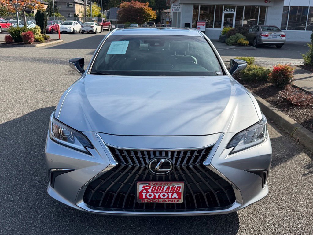 Used 2023 Lexus ES 250 w/ Premium Package AWD/4WD image 5