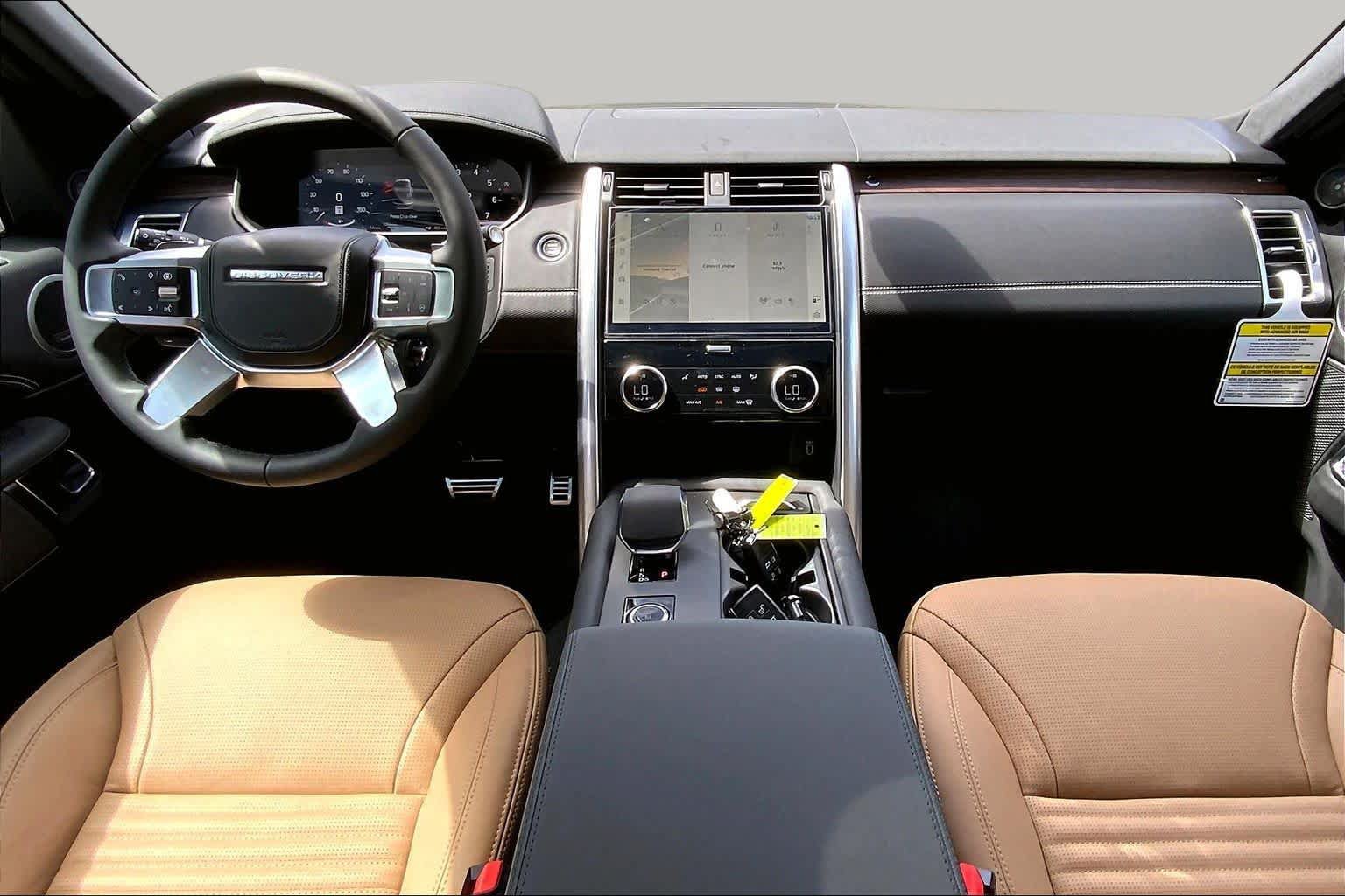 New 2026 Land Rover Discovery Dynamic SE AWD/4WD image 6