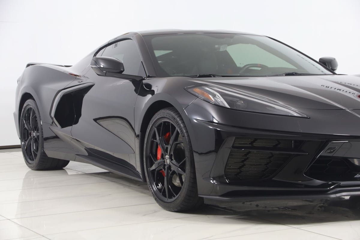 Used 2021 Chevrolet Corvette Stingray Premium Cpe w/ Z51 Performance Package RWD image 57