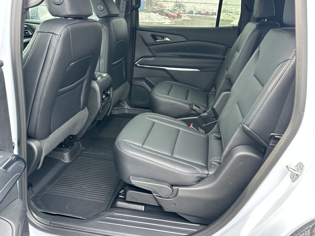New 2026 Chevrolet Traverse LT w/ Midnight/Sport Edition image 14