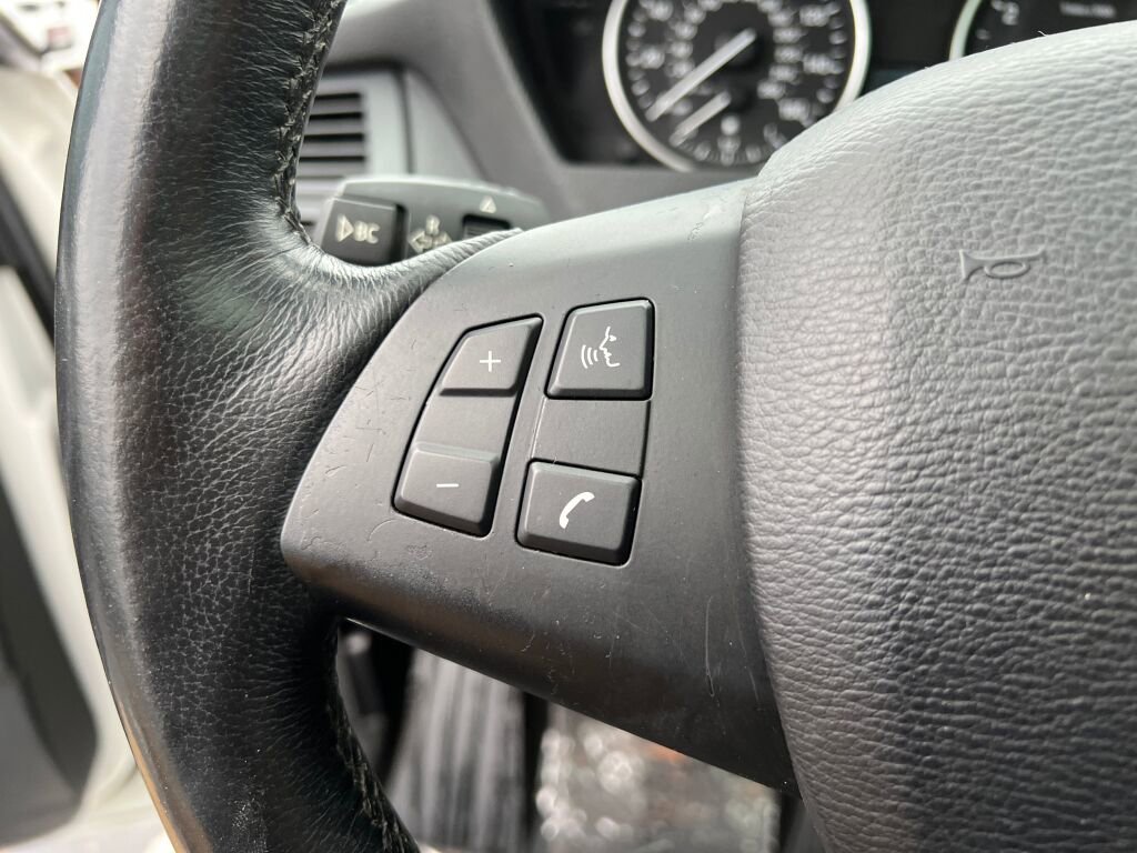 Used 2009 BMW X5 xDrive30i image 22