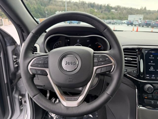 Used 2021 Jeep Grand Cherokee Laredo X image 14