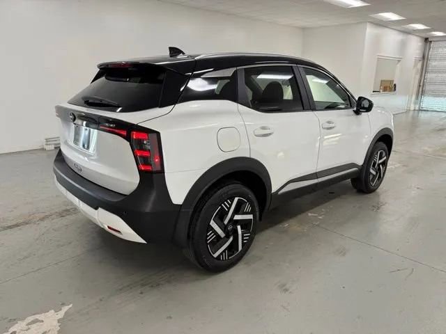 New 2026 Nissan Kicks SV image 5