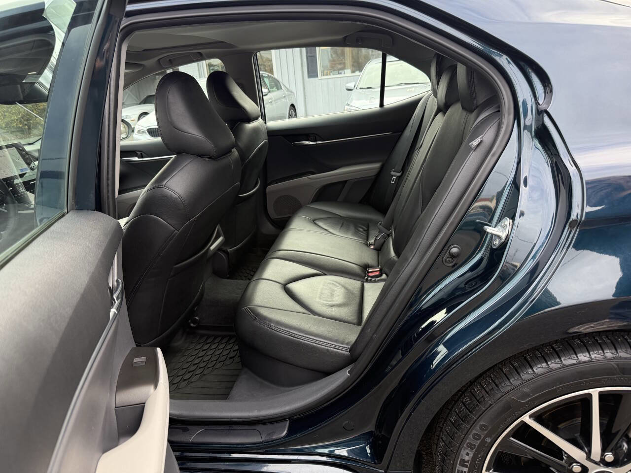 Used 2021 Toyota Camry SE image 20