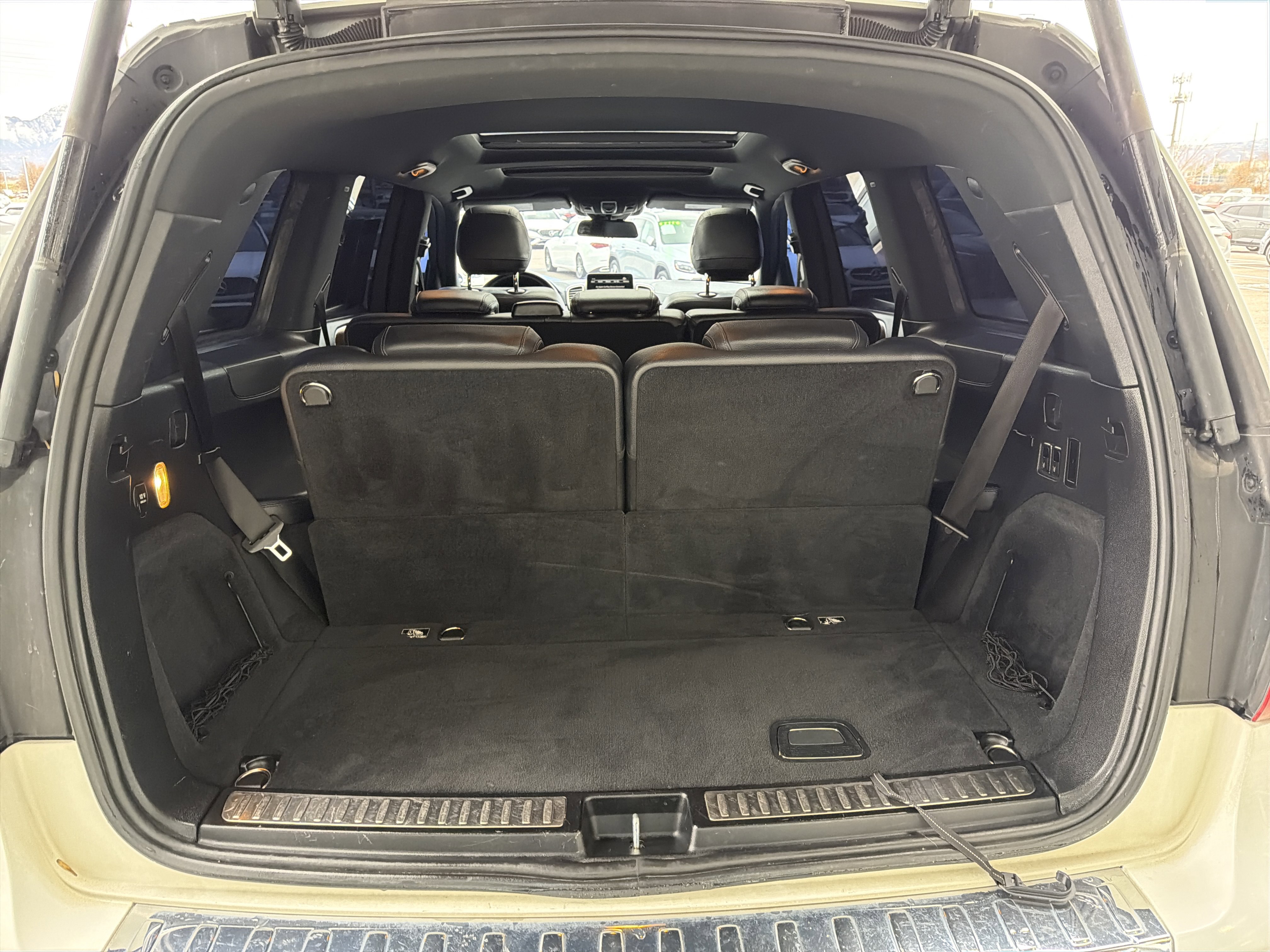 Used 2018 Mercedes-Benz GLS 450 4MATIC image 27