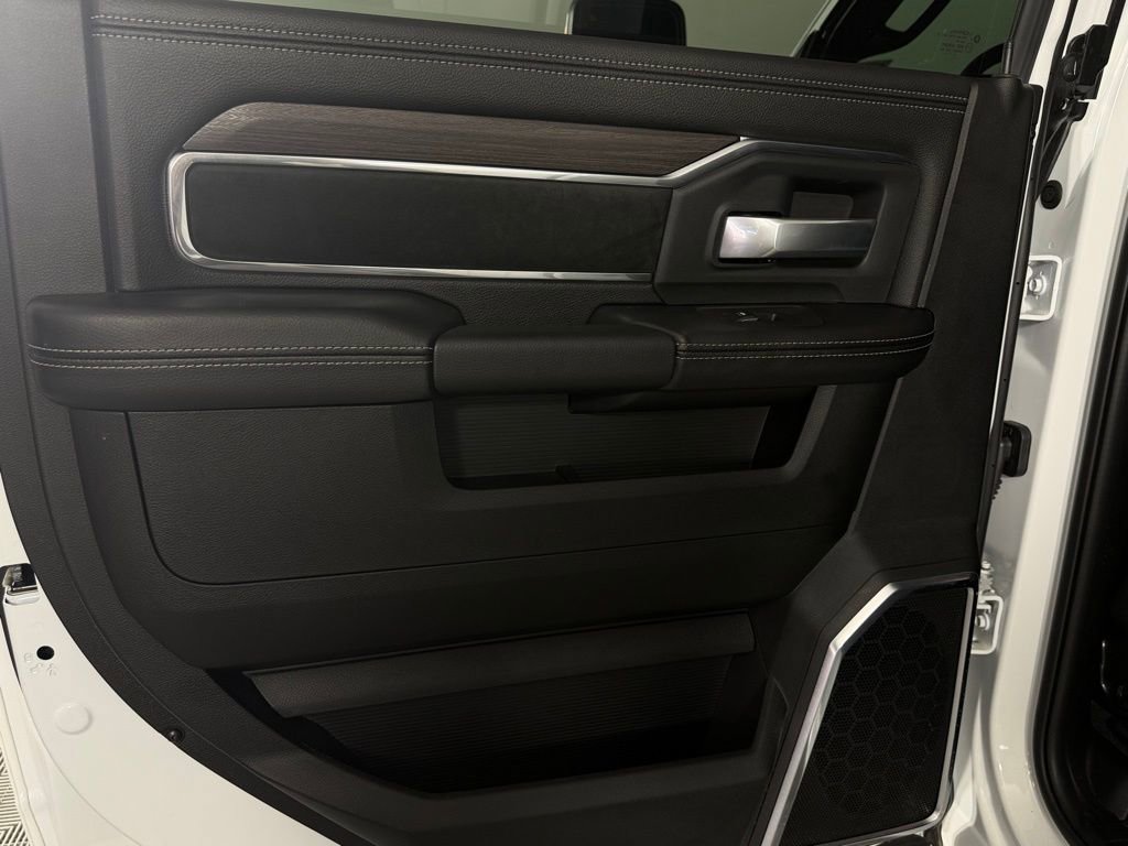 Used 2026 RAM 2500 Laramie image 31