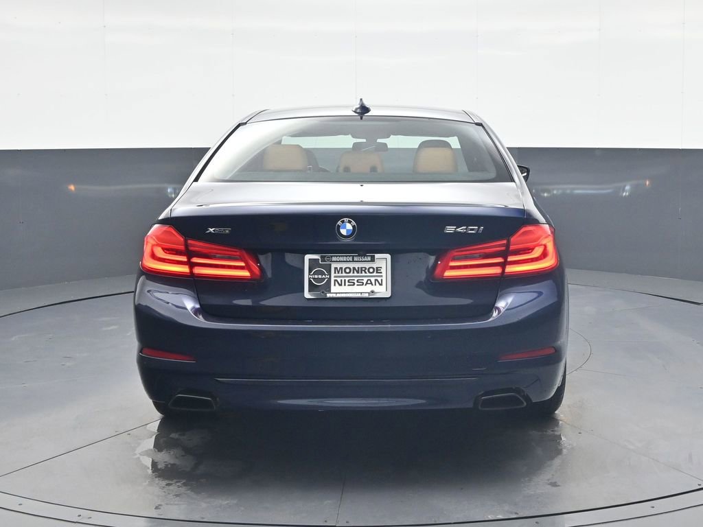 Used 2019 BMW 540i xDrive AWD/4WD image 6