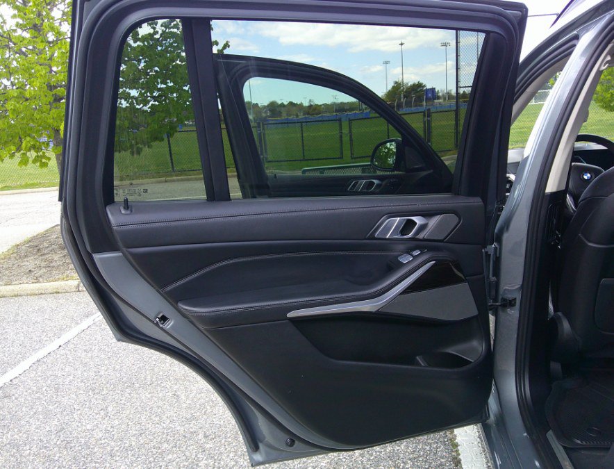 Used 2023 BMW X7 xDrive40i AWD/4WD image 56