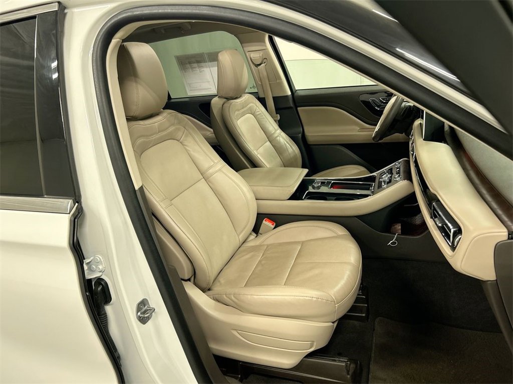 Used 2022 Lincoln Aviator Reserve w/ Equipment Group 201A image 25