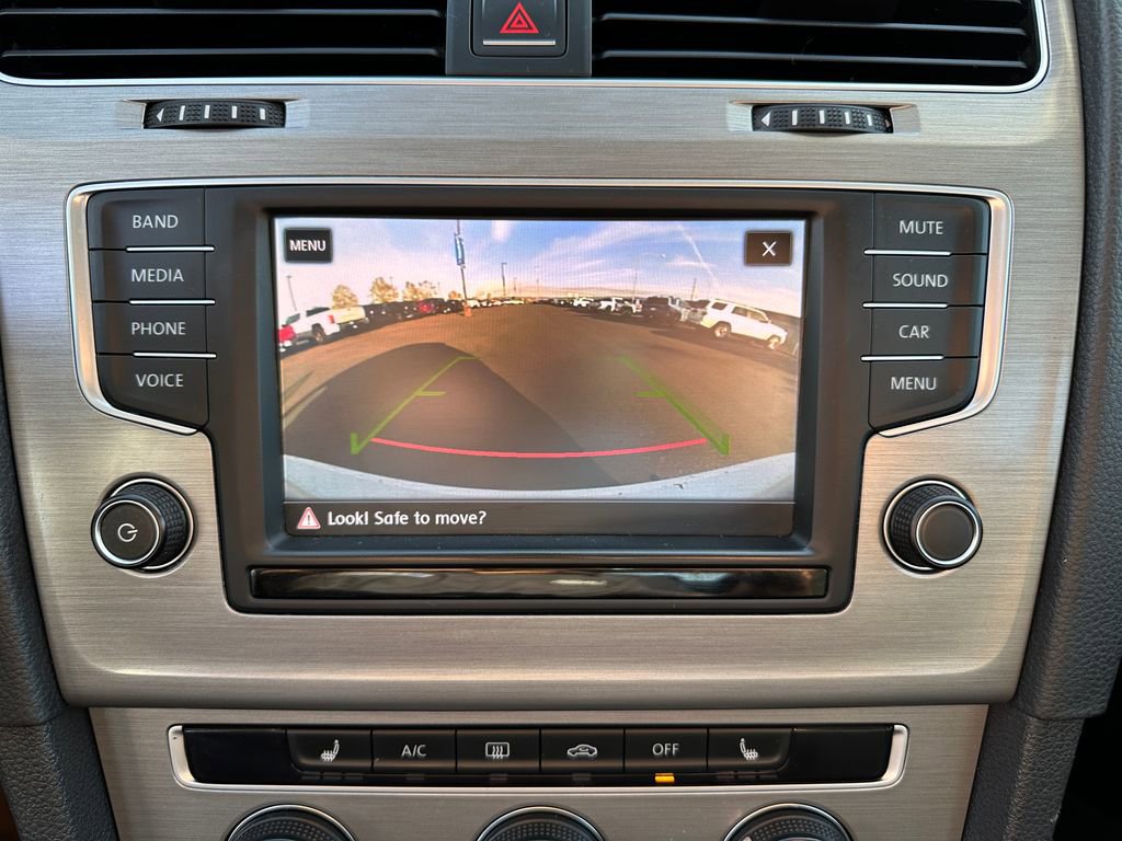 Used 2017 Volkswagen Golf Wolfsburg Edition image 16