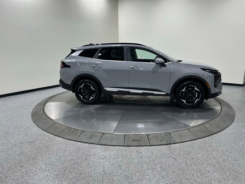 New 2026 Kia Sportage EX w/ EX Panorama Roof Package image 4