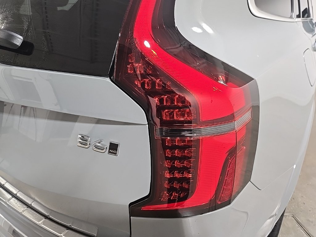 New 2026 Volvo XC90 B6 Plus w/ Protection Package Premier AWD/4WD image 9