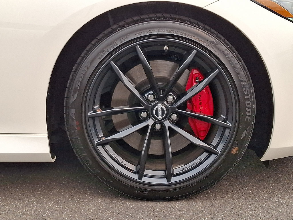 Certified 2025 Nissan Z Performance w/ Floor Mat Package RWD image 9