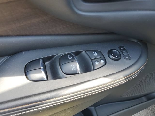 Used 2021 Nissan Murano Platinum w/ Cargo Package AWD/4WD image 23