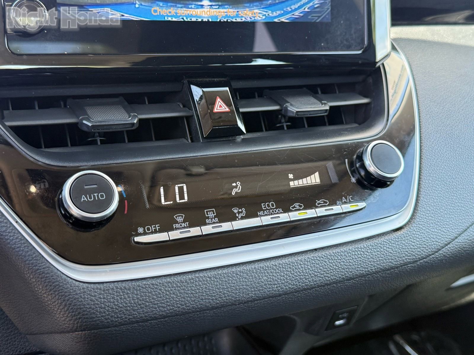 Used 2024 Toyota Corolla LE FWD image 23