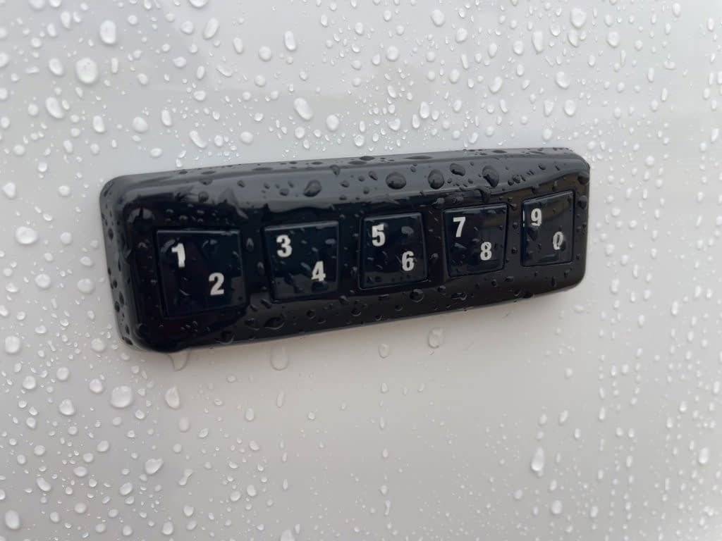 New 2025 GMC Savana 3500 Extended w/ Driver Convenience Package image 8