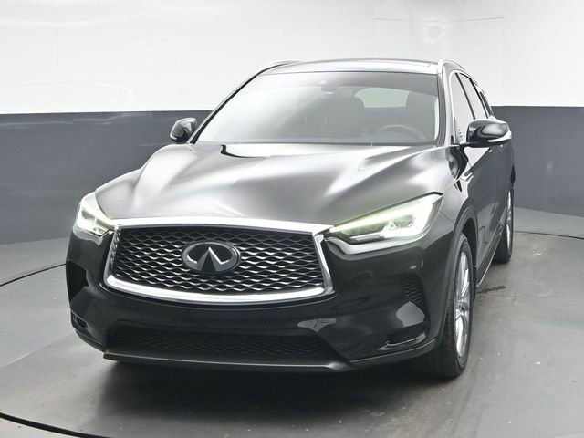 Used 2023 INFINITI QX50 Luxe image 3