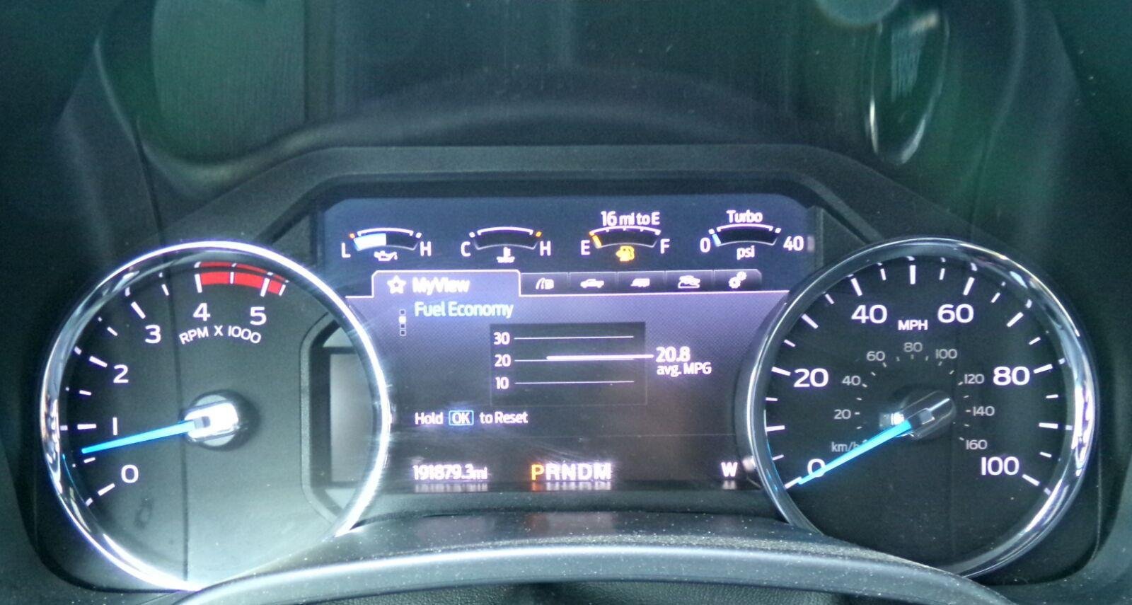 Used 2022 Ford F250 Lariat w/ Lariat Ultimate Package AWD/4WD image 7