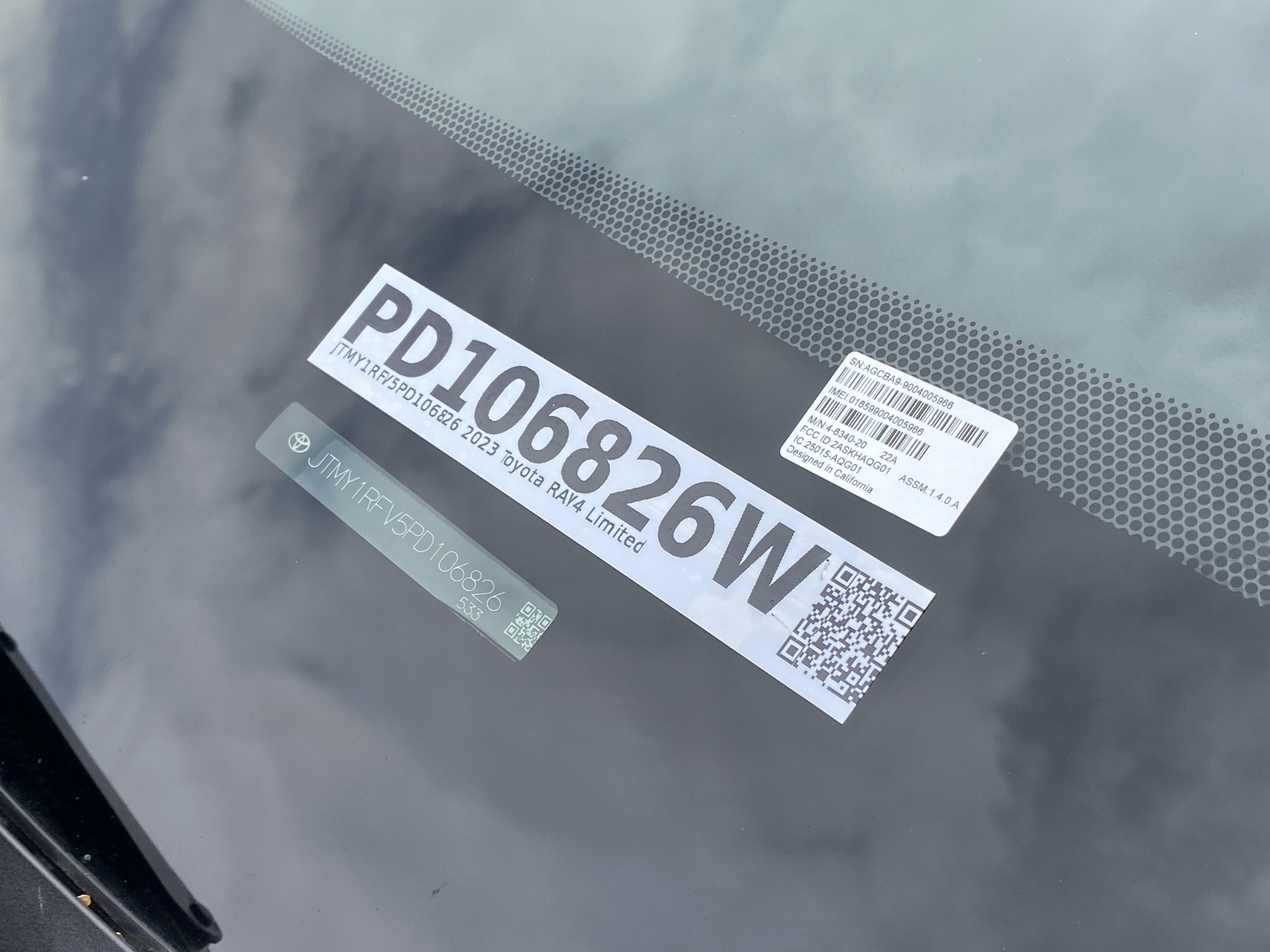 Used 2023 Toyota RAV4 Limited image 31