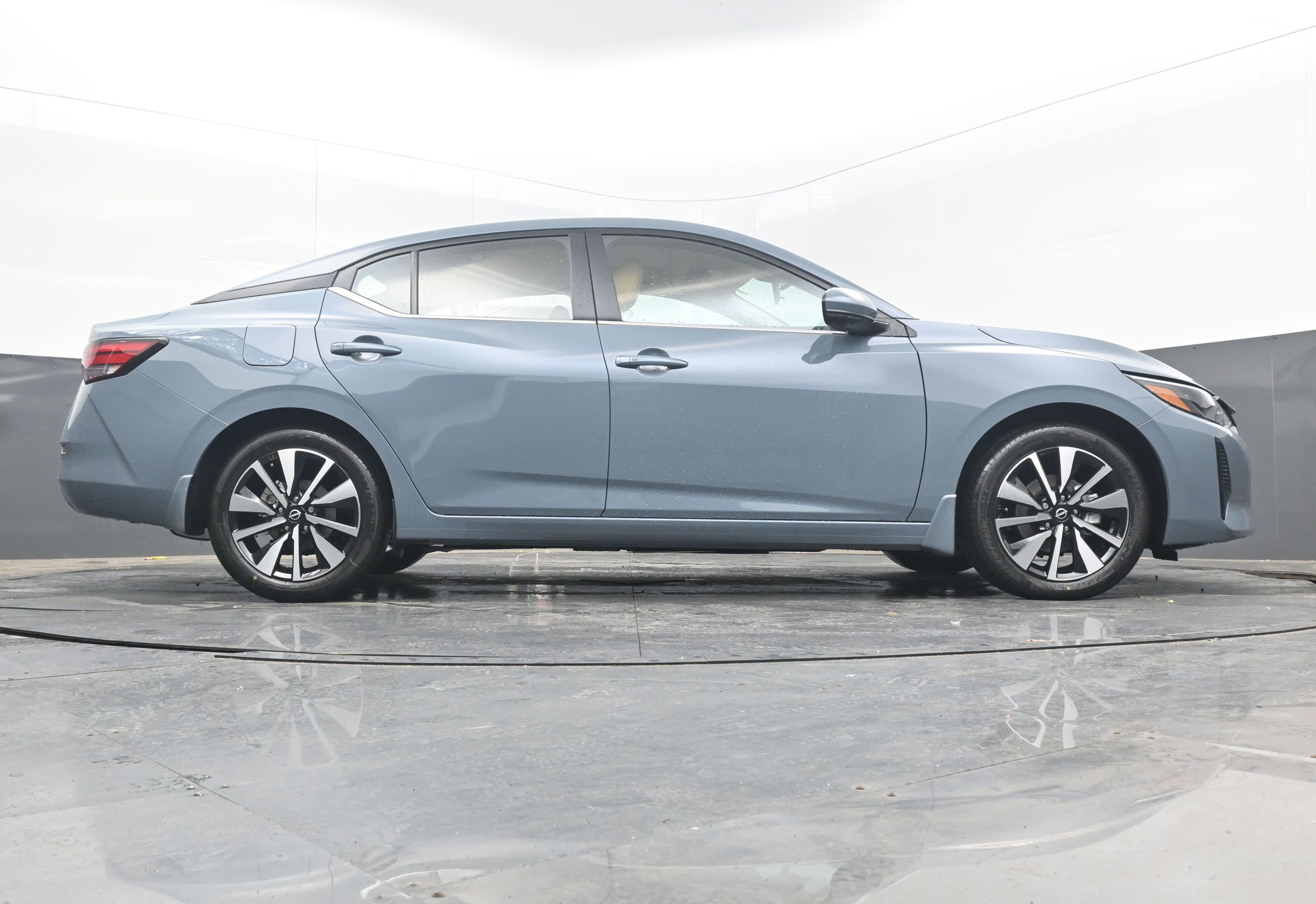 New 2025 Nissan Sentra SV w/ SV Premium Package image 28