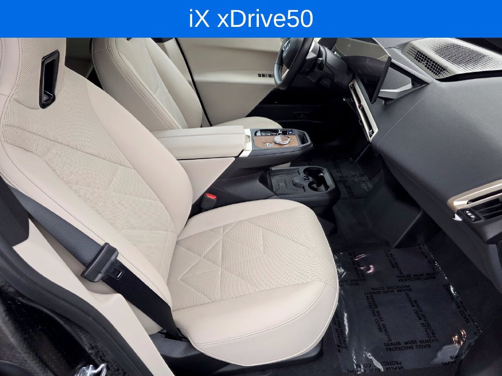 Certified 2024 BMW iX xDrive50 w/ Sport Package AWD/4WD image 27