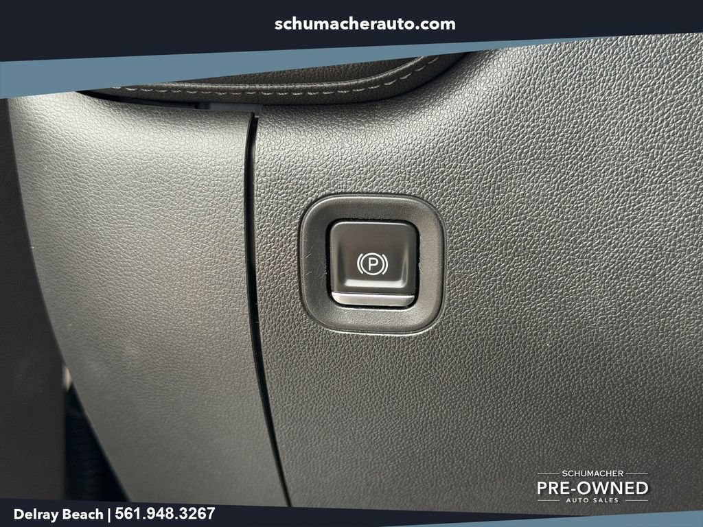 Used 2021 GMC Sierra 1500 SLT RWD image 30