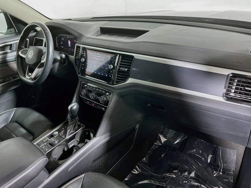 Used 2022 Volkswagen Atlas SEL Premium AWD/4WD image 28