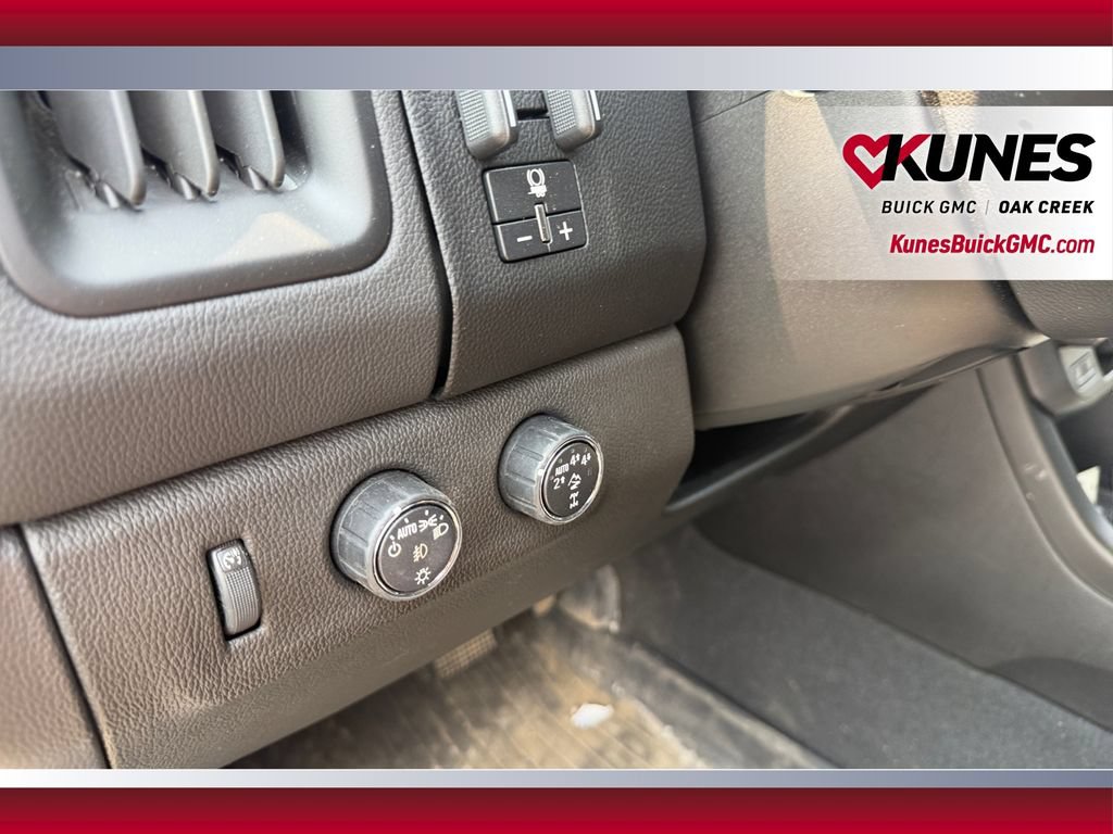 Used 2022 Chevrolet Colorado ZR2 w/ Colorado ZR2 Bison Edition AWD/4WD image 19
