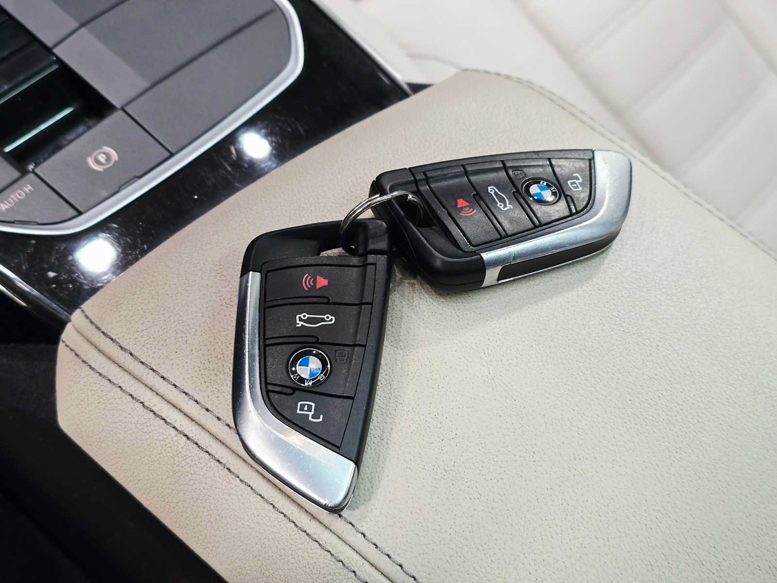 Certified 2023 BMW i4 eDrive35 w/ Premium Package RWD image 31