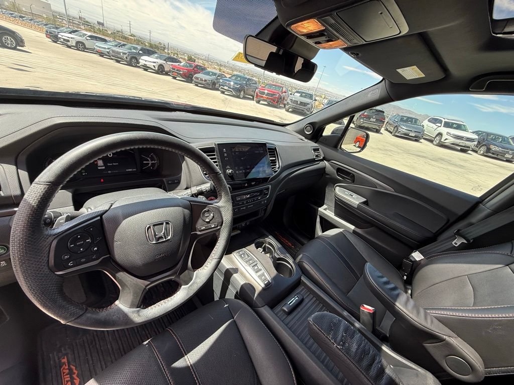 Used 2023 Honda Passport TrailSport image 11