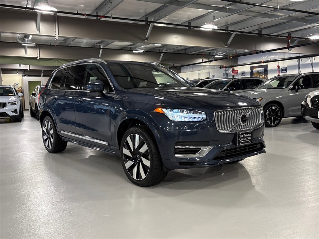 Certified 2024 Volvo XC90 T8 Ultimate w/ Lounge Package