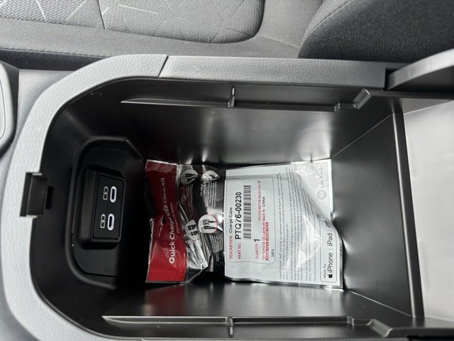 Used 2025 Toyota RAV4 XLE image 18