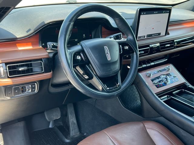 Used 2021 Lincoln Aviator Reserve w/ Elements Package Plus AWD/4WD image 18