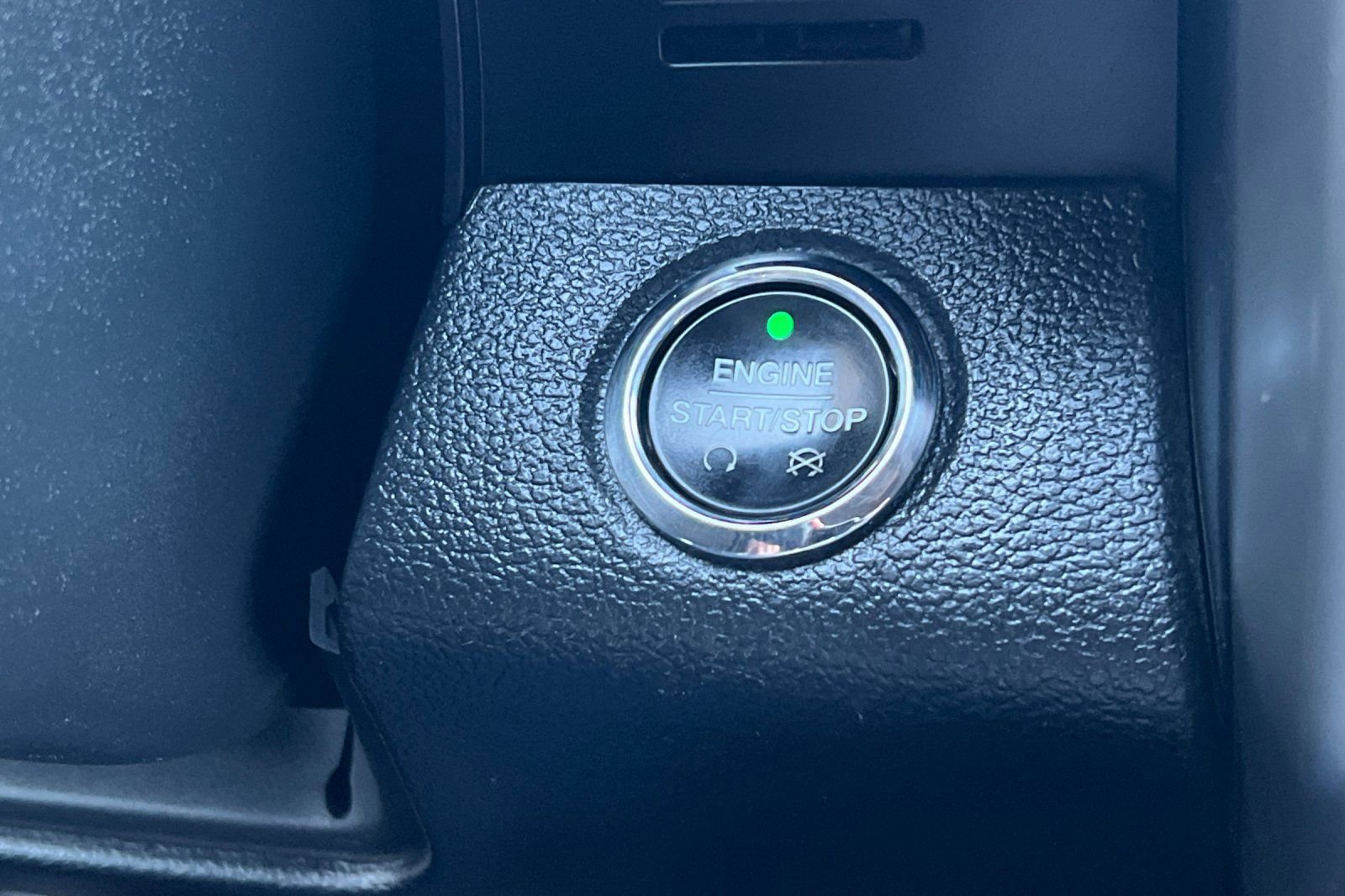 Used 2016 Ford F150 Lariat image 22