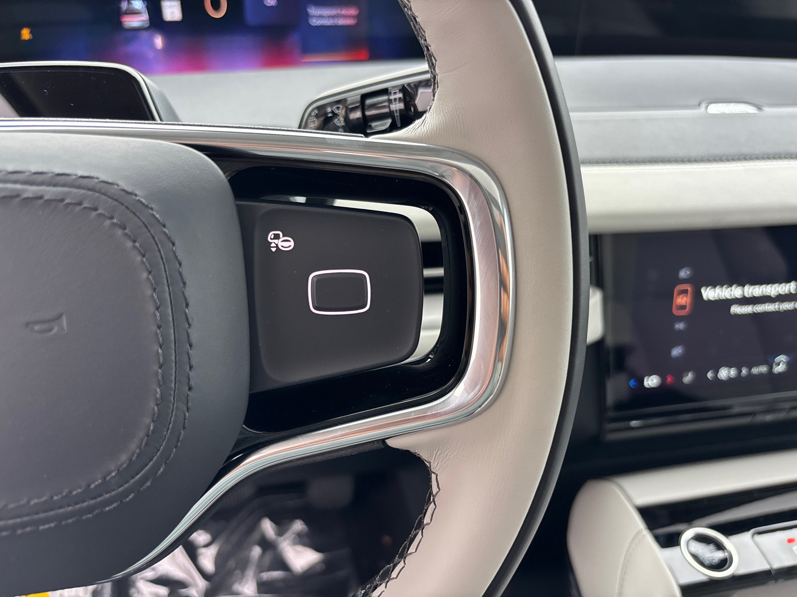 New 2026 Lincoln Navigator Reserve AWD/4WD image 17