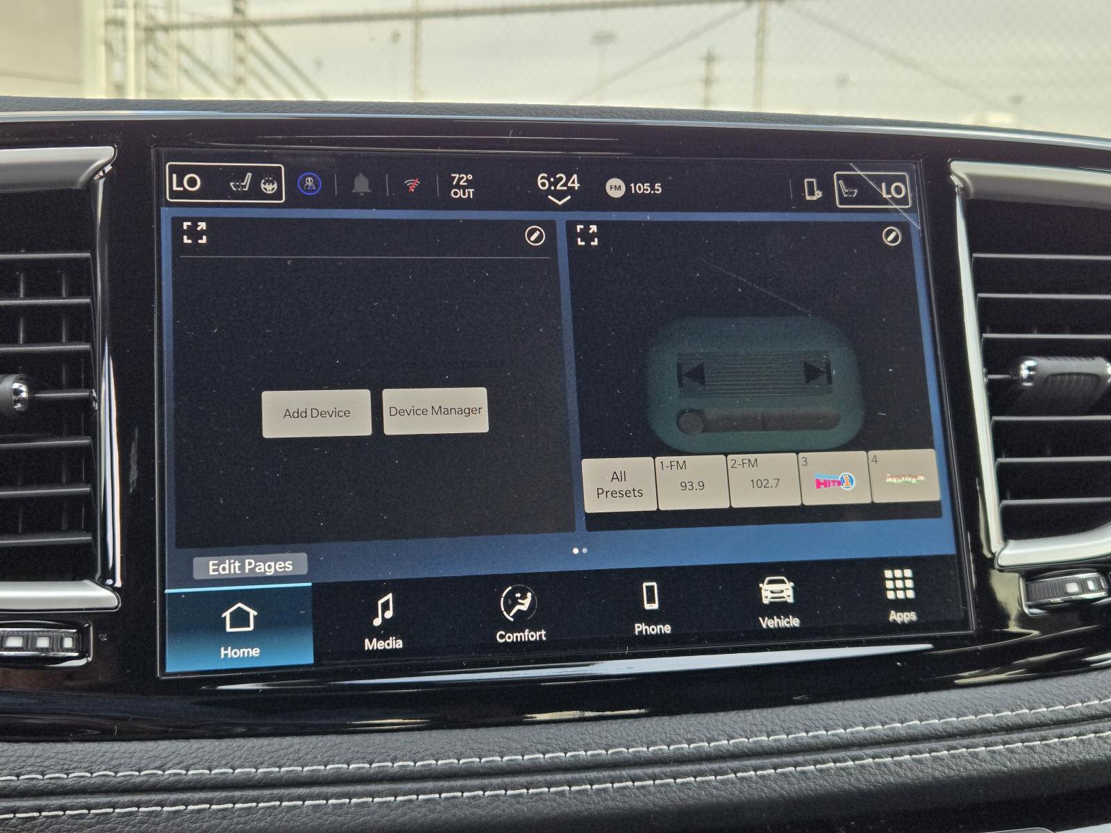 New 2026 Chrysler Pacifica Select image 9