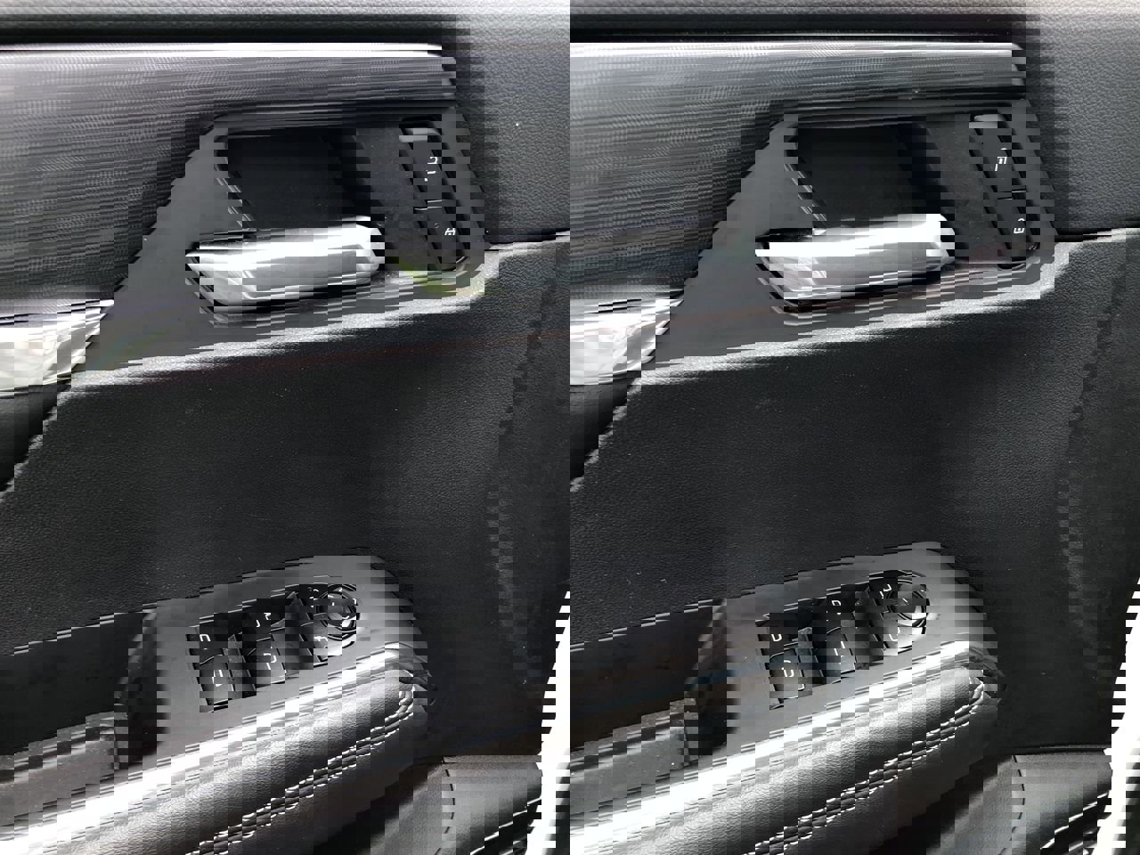 Used 2025 GMC Acadia Elevation image 14