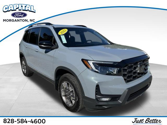 Used 2023 Honda Passport TrailSport image 1