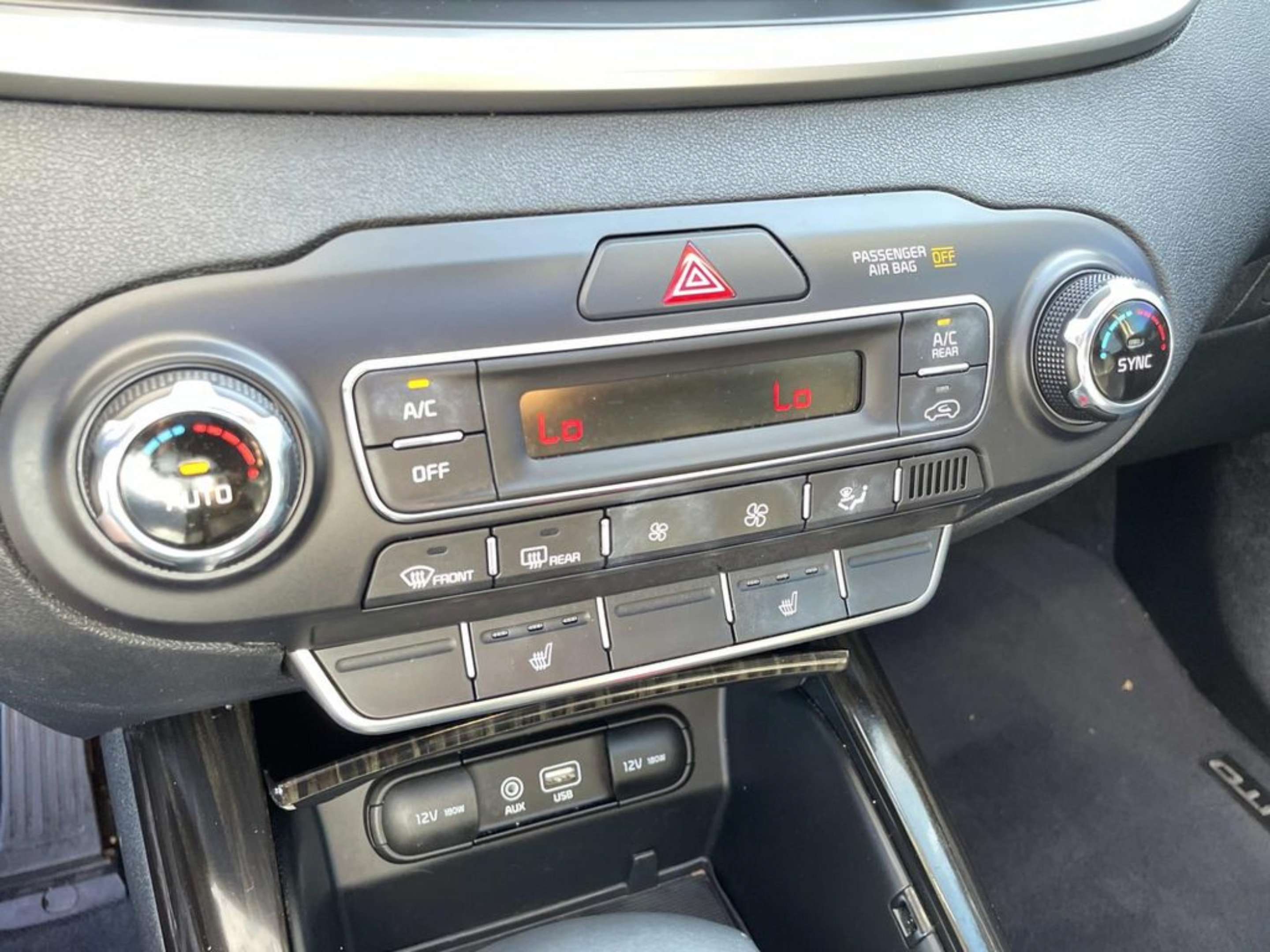 Used 2020 Kia Sorento EX FWD image 27