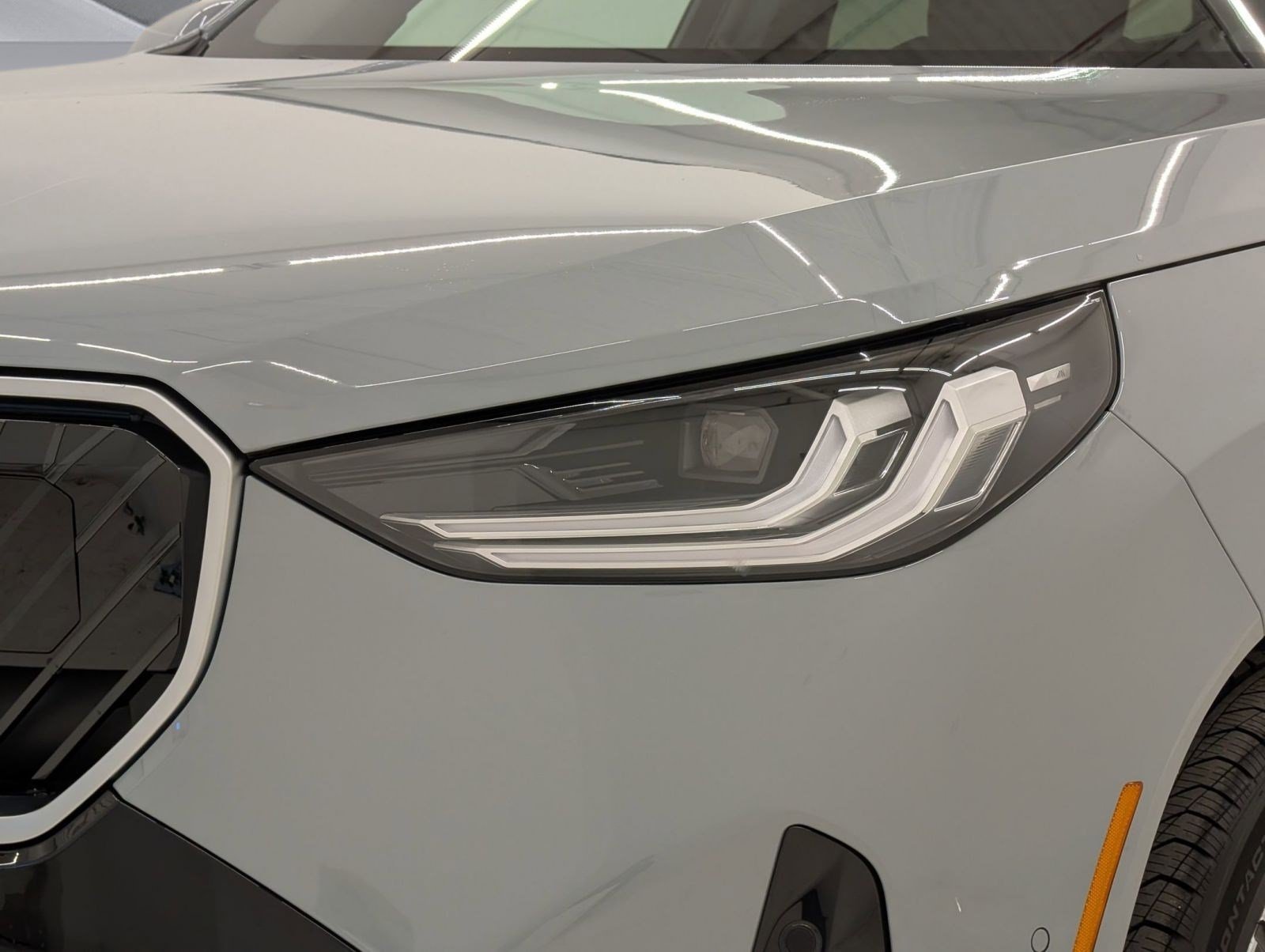 New 2026 BMW X3 xDrive30i w/ Premium Package AWD/4WD image 11