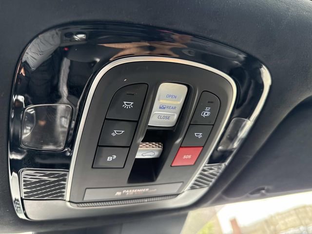 Used 2024 Hyundai Palisade Calligraphy image 32