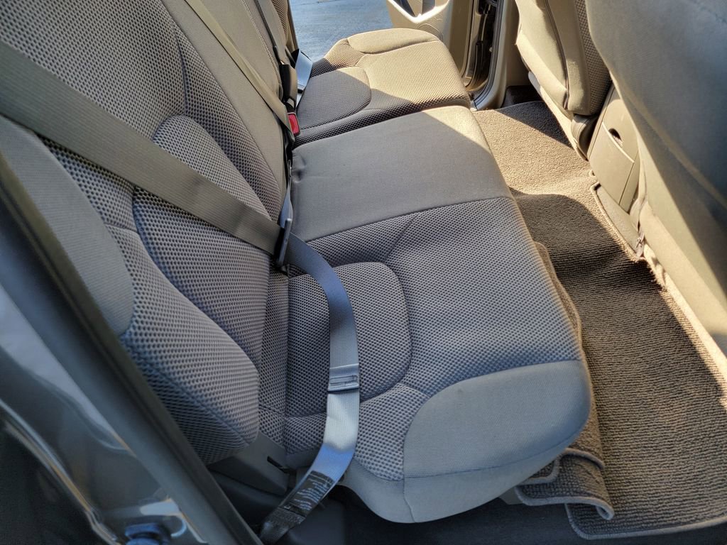 Used 2020 Nissan Frontier SV w/ Midnight Edition Floor Mats image 13