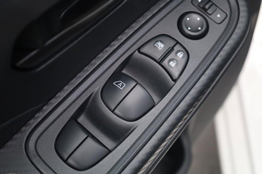 New 2025 Nissan Versa S w/ Trunk Package FWD image 11