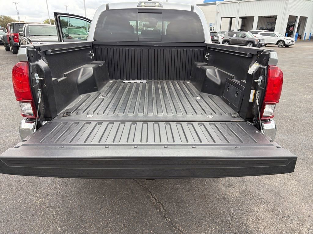 Used 2022 Toyota Tacoma SR5 image 26