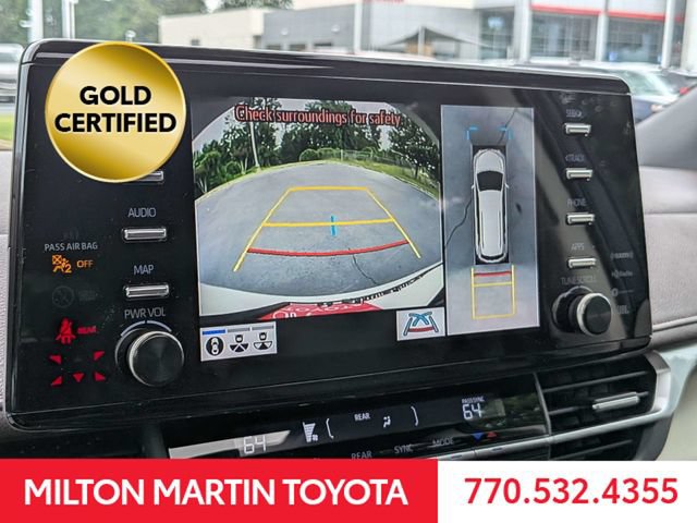 Certified 2023 Toyota Sienna Platinum FWD image 19
