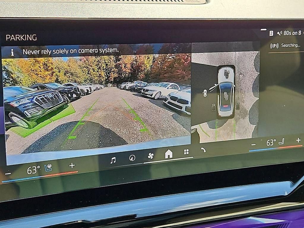 Used 2024 BMW i5 eDrive40i w/ Premium Package image 17