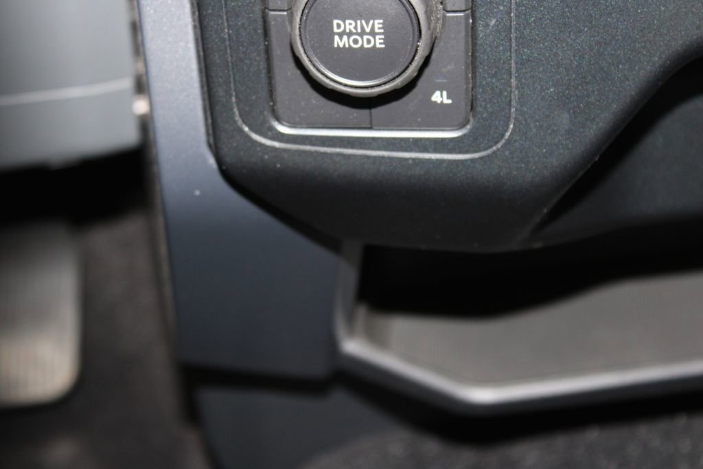 Used 2023 Ford F150 XLT w/ XTR Package image 39