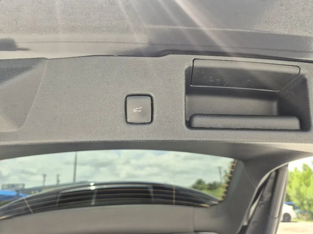 Used 2021 Ford Escape SEL FWD image 23