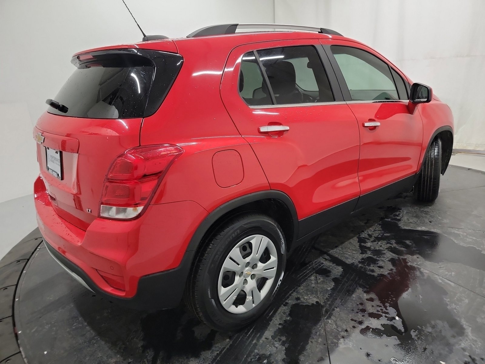 Used 2020 Chevrolet Trax LT w/ Driver Confidence Package image 9